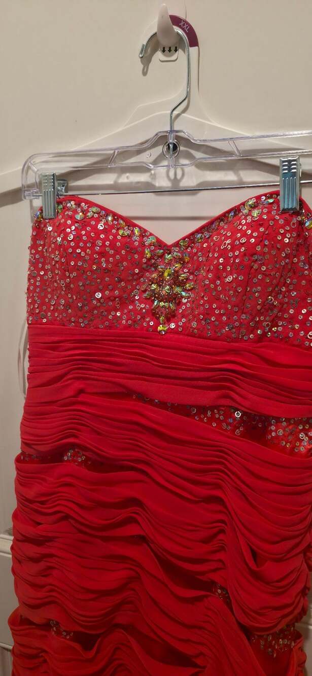 Chica Dress Size L Red Beaded Sequin Ruched Evening Gown Scarf